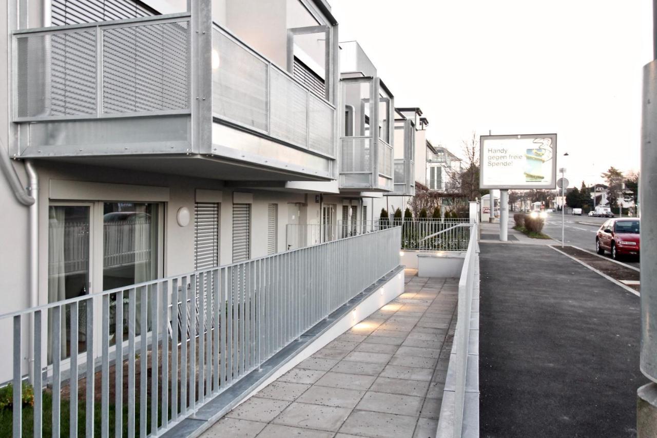 Yellow Flower Apartment With Pool - 5 Min To Lake Wien Exteriör bild