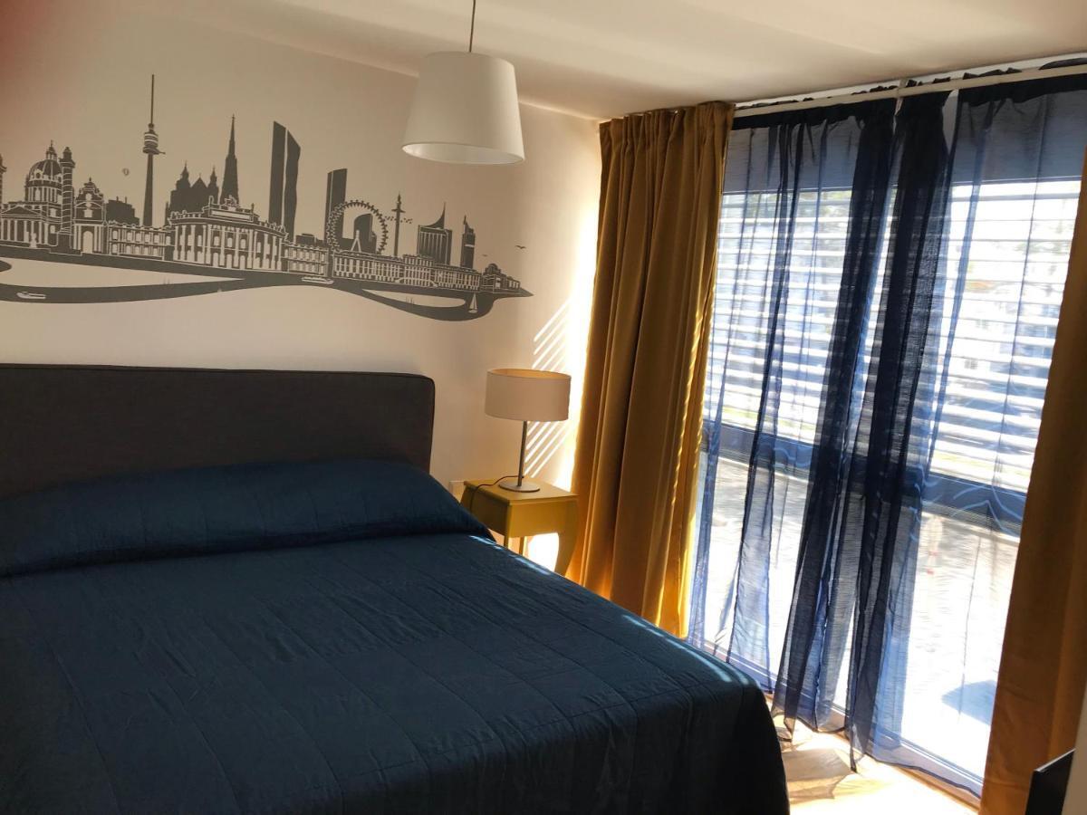 Yellow Flower Apartment With Pool - 5 Min To Lake Wien Exteriör bild