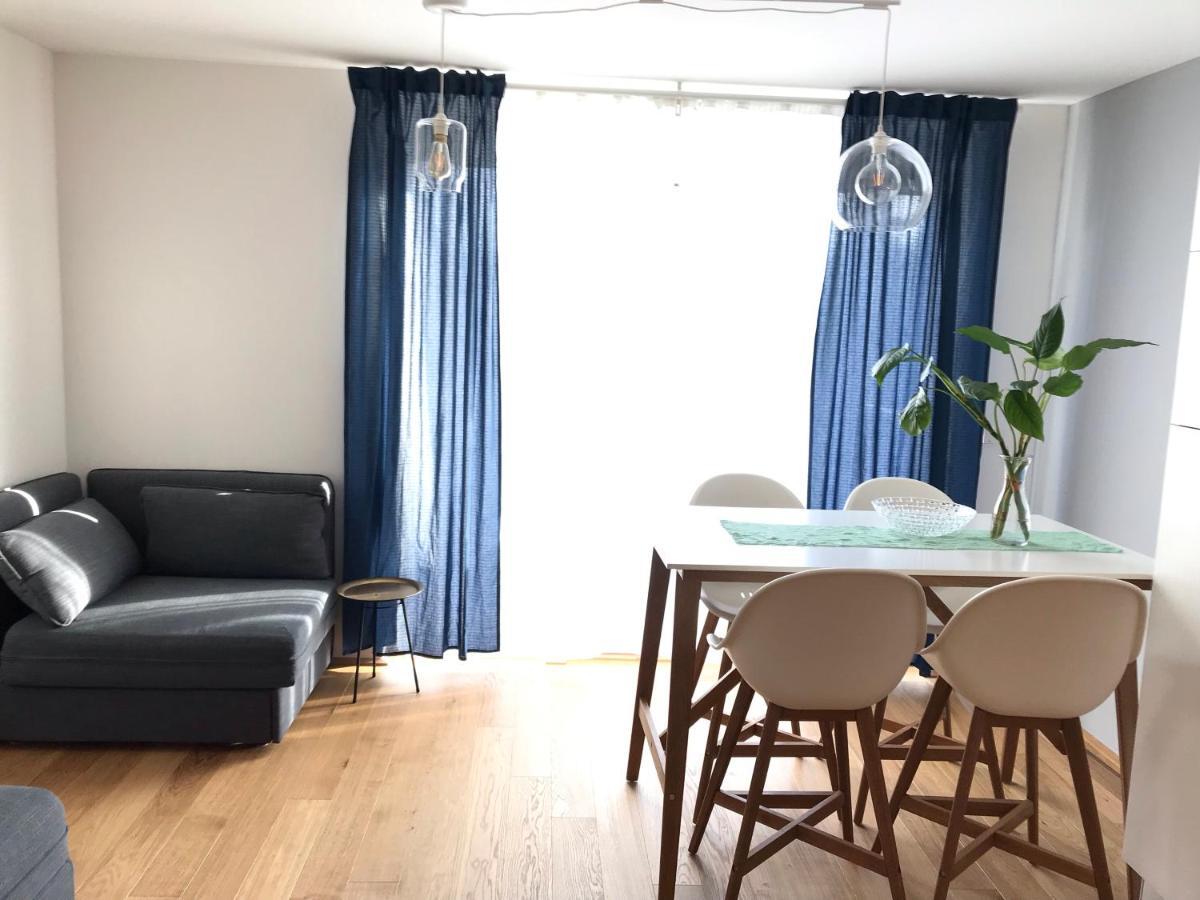 Yellow Flower Apartment With Pool - 5 Min To Lake Wien Exteriör bild